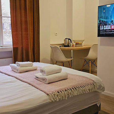 Noble Studio Apartments 자그레브 외부 사진