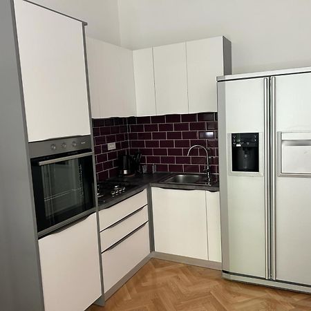 Noble Studio Apartments 자그레브 외부 사진