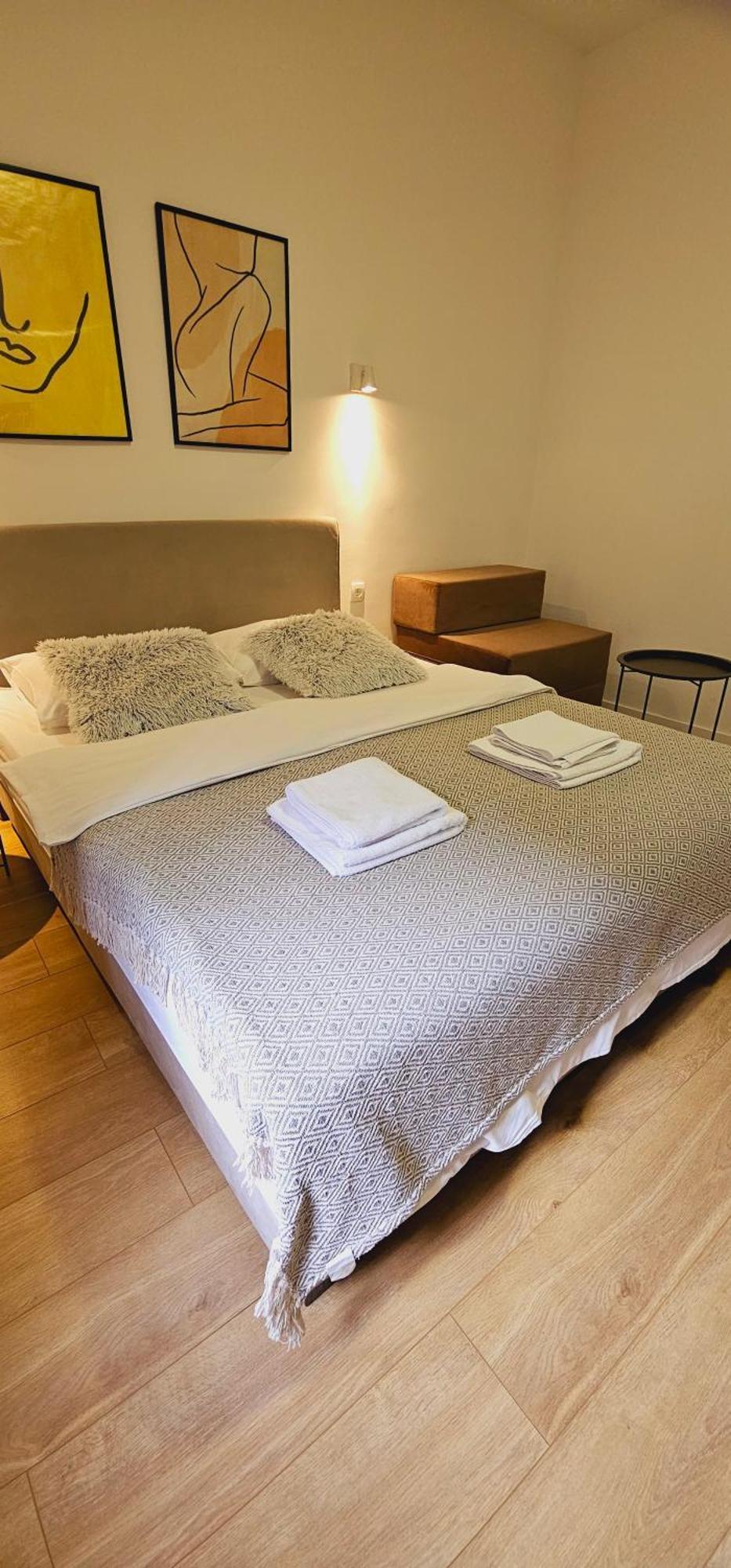 Noble Studio Apartments 자그레브 외부 사진