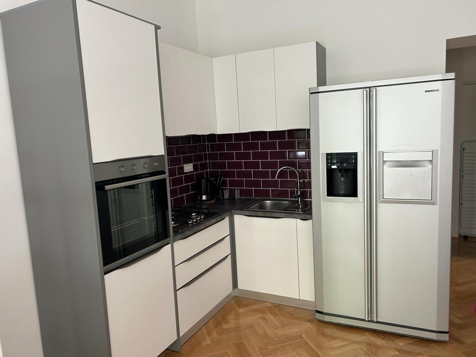 Noble Studio Apartments 자그레브 외부 사진