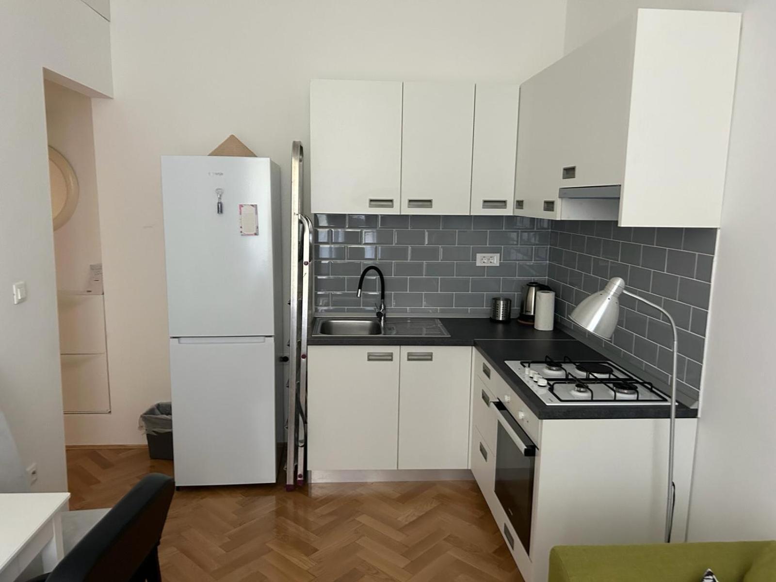 Noble Studio Apartments 자그레브 외부 사진